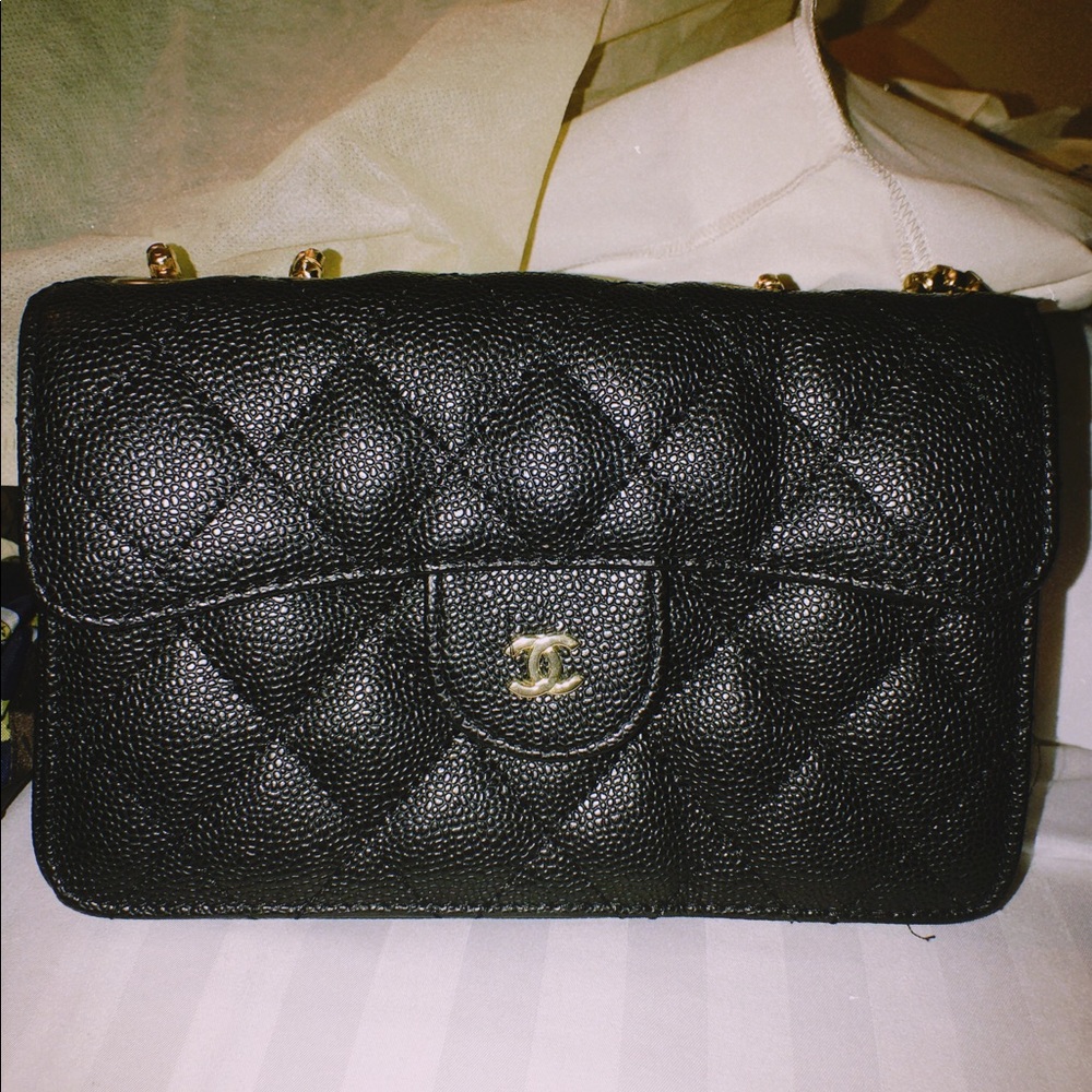 Dupe quilted chain strap designer bags